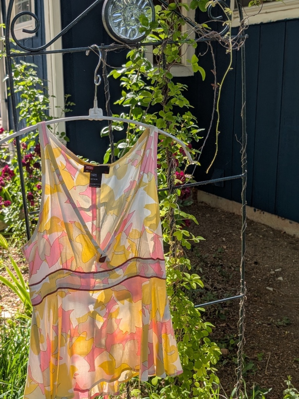 Gorgeous, Y2K, Surfer Girl Chic Floral Tank by DIESEL - Picture 5 of 11